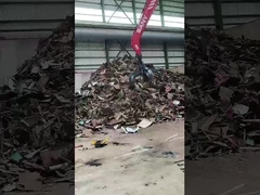 Экскаватор использует лотосные схватки, гидравлические лотосные тяжелые схватки для металлолома